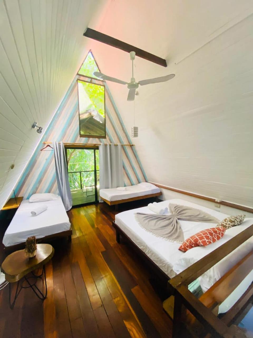 Calala Lodge Cabuya  ภายนอก รูปภาพ