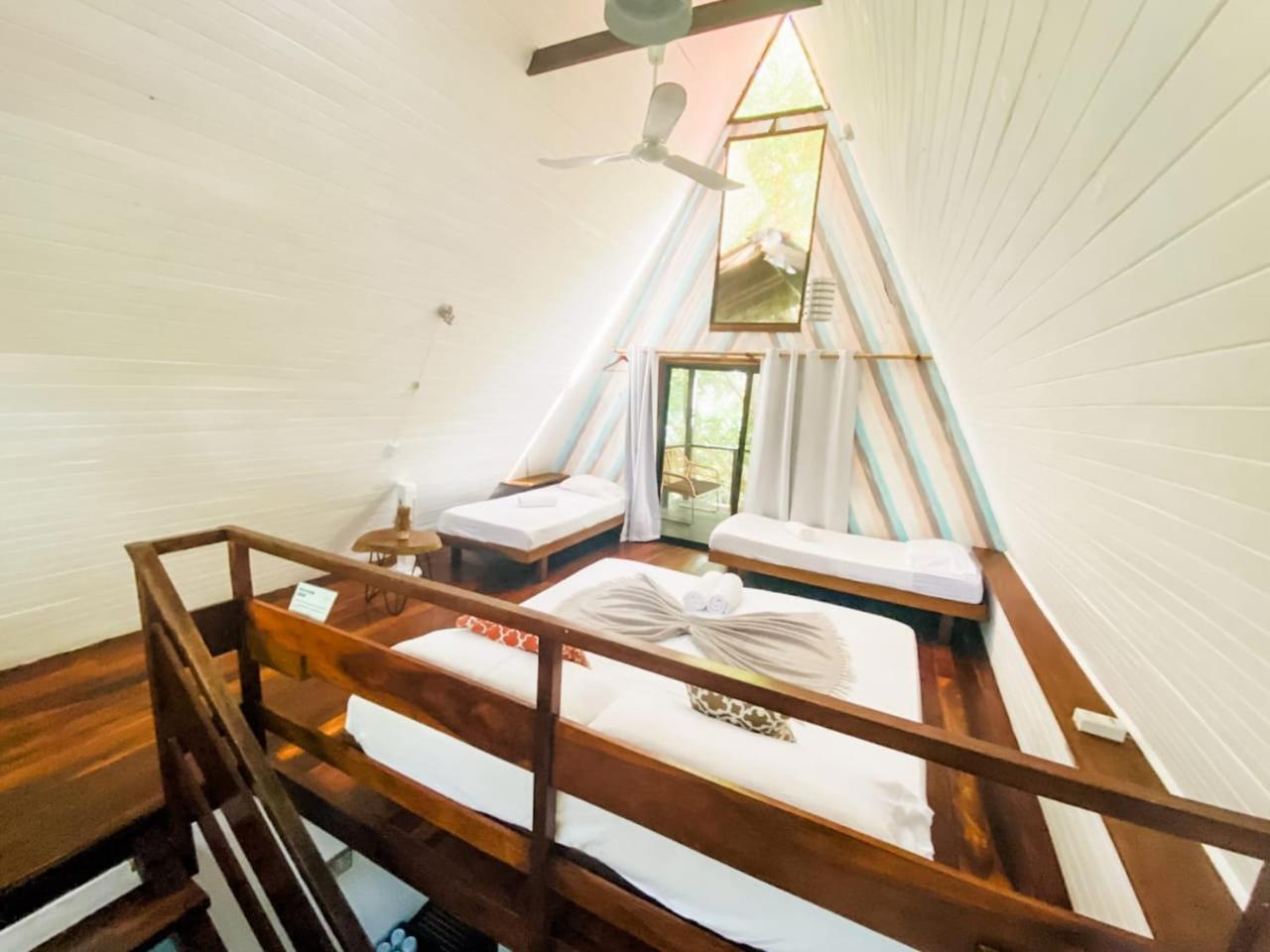Calala Lodge Cabuya  ภายนอก รูปภาพ